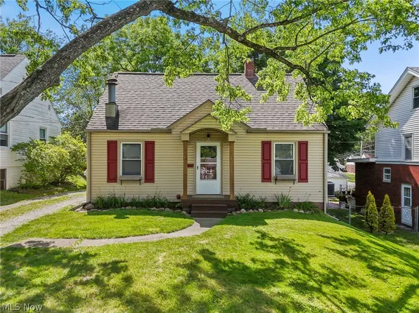 142 Canton Rd, Akron, OH 44312