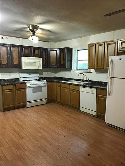 1st image of 3832 Magnolia St