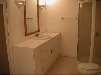 3rd image of 6039 Collins Ave APT 1111