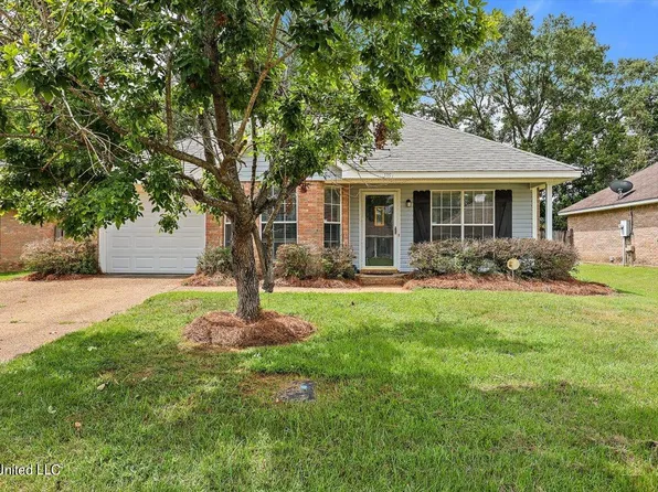 2135 Meagan Dr, Jackson, MS 39272