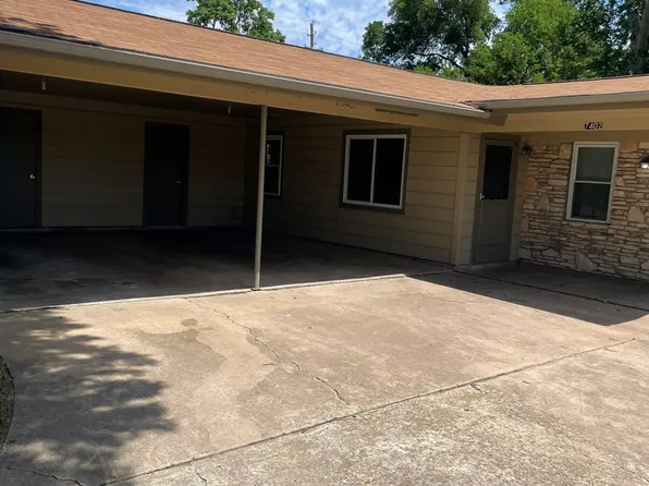 7402 Southgate Ln #A, Austin, TX 78744