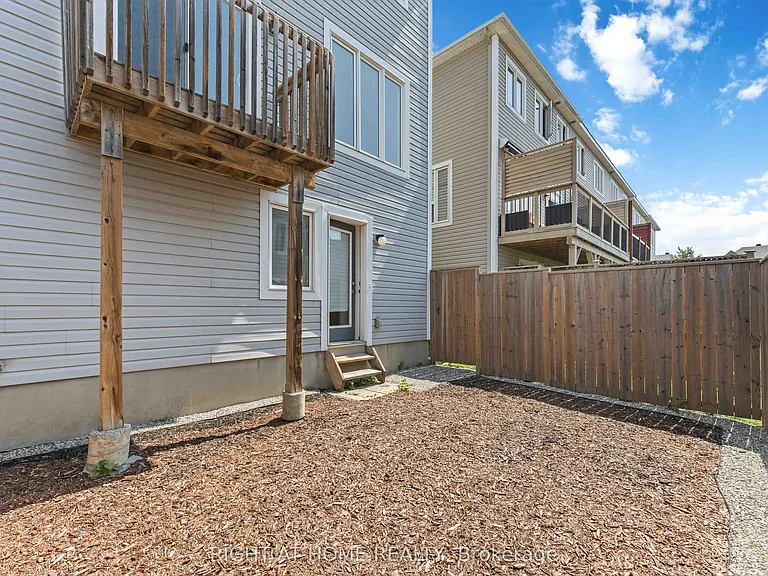 432 Meadowbreeze Dr — Photo 25