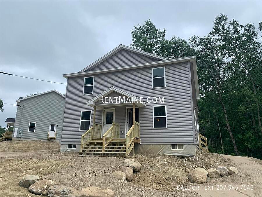1st image of 9 Twin Oak Dr