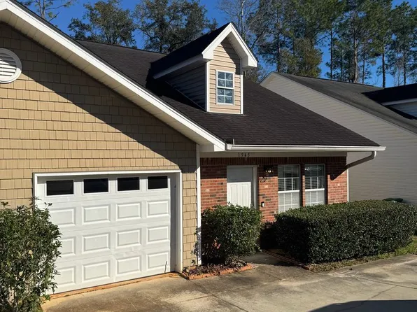 1945 Nena Hills Dr, Tallahassee, FL 32304