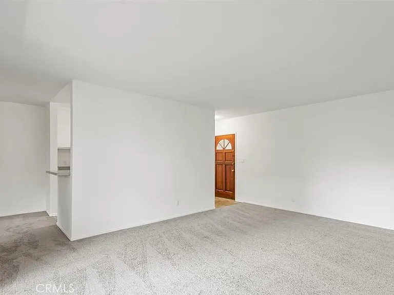 18307 Burbank Blvd #68 — Photo 5