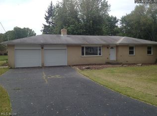 8390 Brookwood St NE, Warren, OH