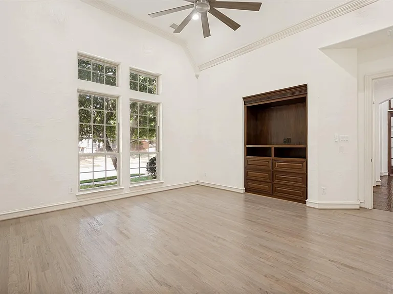 11292 Berkeley Hall Ln — Photo 9