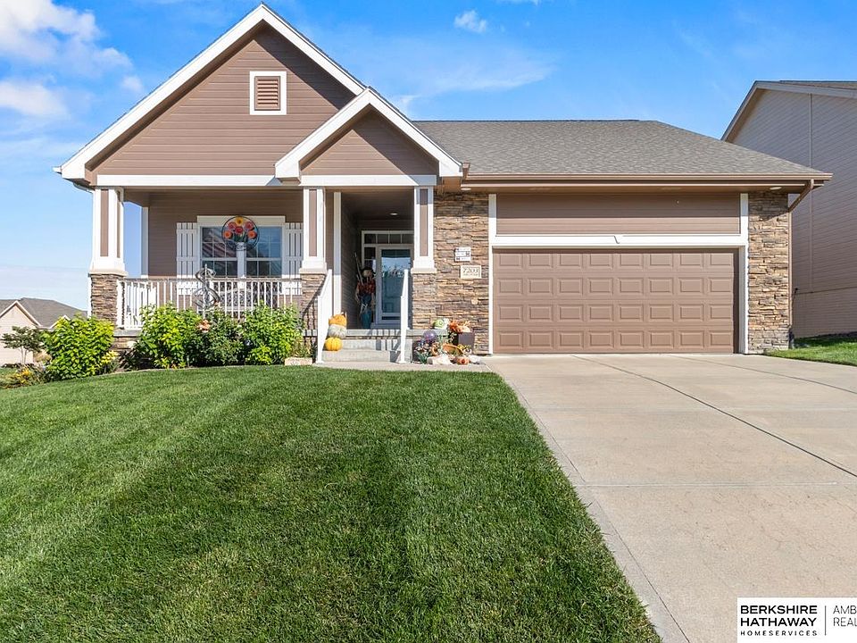 1st image of 7203 S 174th St