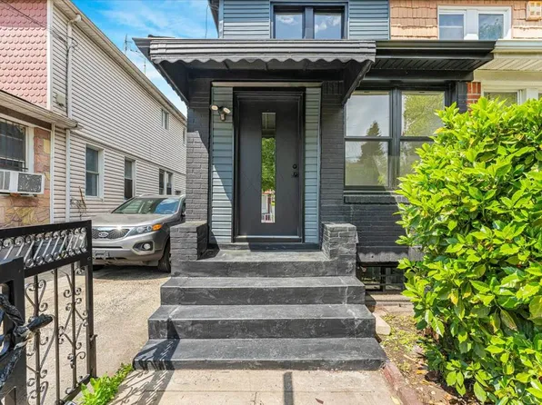 436 East 51st Street image 1 of 25