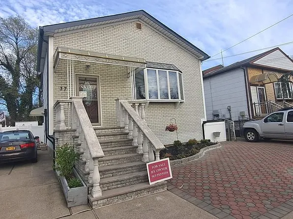 37 Birchard Ave, Staten Island, NY 10314