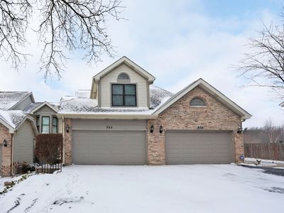 966 N Auburn Woods Dr, Palatine, IL, 60067