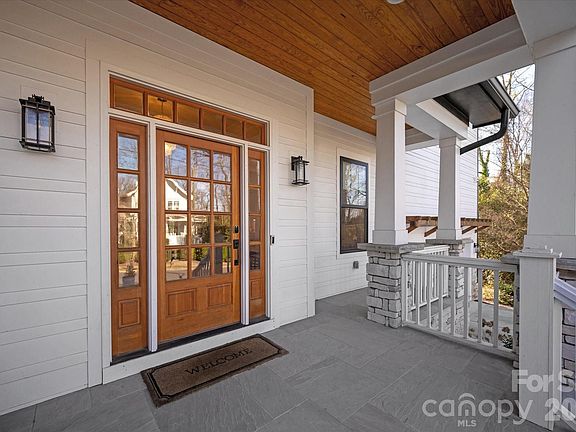 3rd image of 3814 Churchill Rd