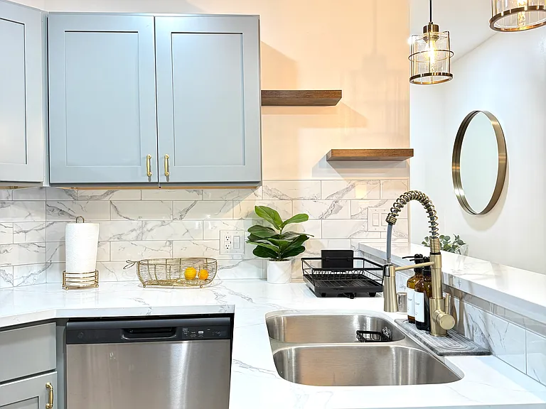 3229 S Sherbourne Dr — Photo 26