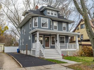 225 Walnut St, Roselle, NJ 07203