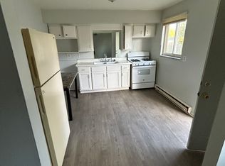 207 Hege Ave #B, Columbus, IN 47201