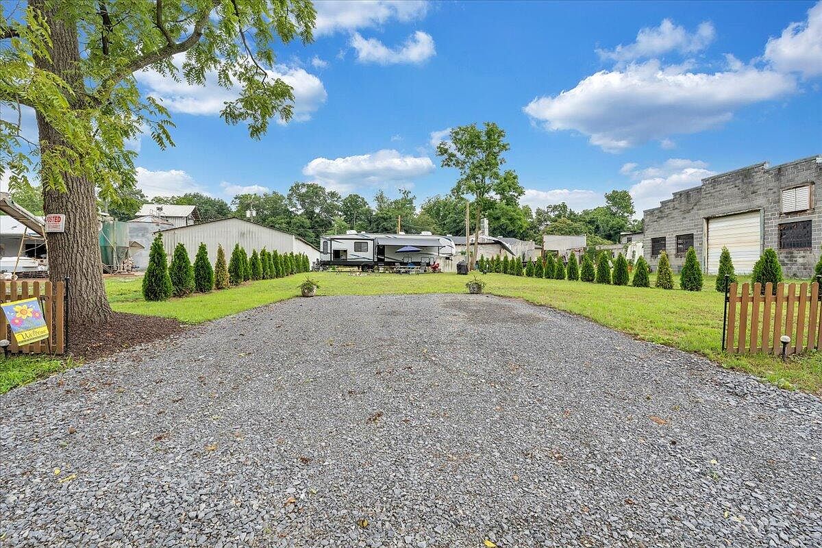 558 Monroe Ave, Ronceverte, WV 24970 MLS 23923 Zillow