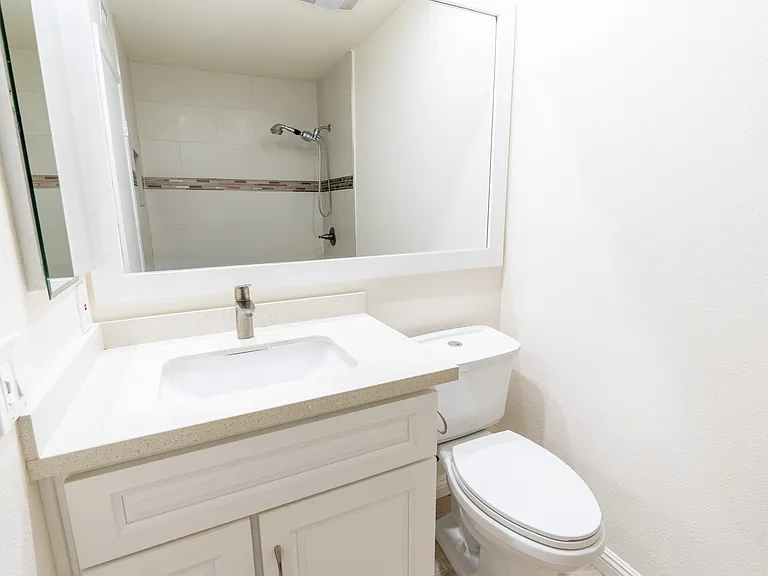 227 Stanford Ct — Photo 24