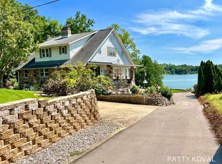446 Bayview Ct, Caledonia, MI