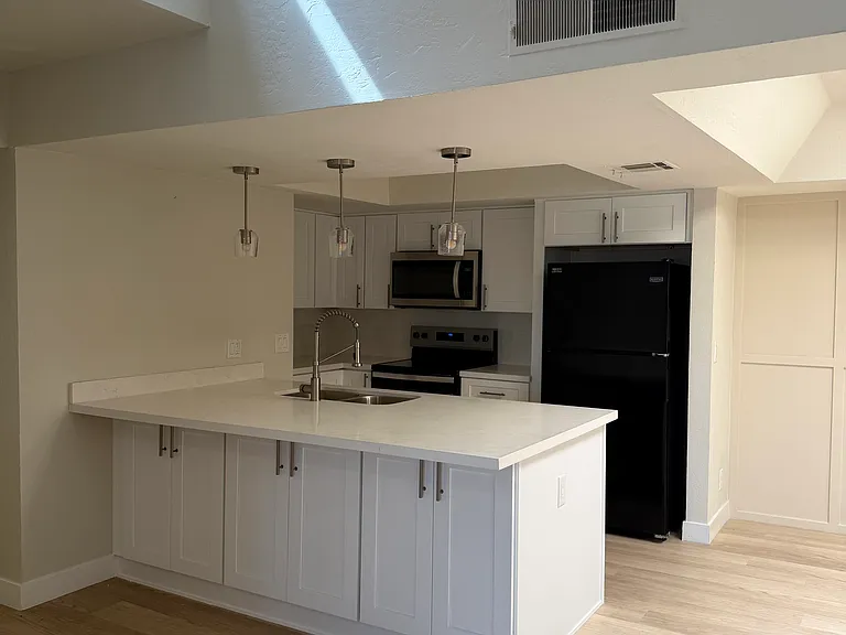 2935 N 68th St #220 — Photo 3