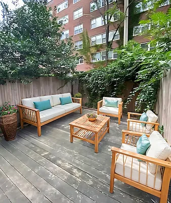 Rented by CitySites Real Estate Group | media 1