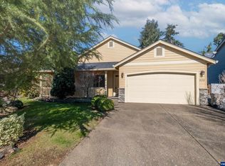 323 Lydia Ln, Lebanon, OR 97355