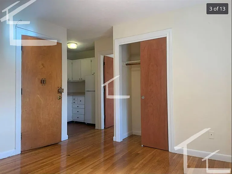 172 N Beacon St — Photo 2