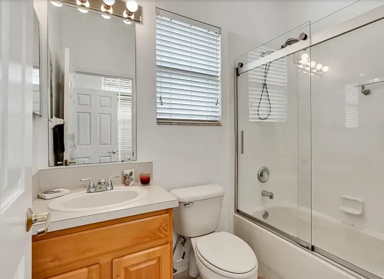 9512 Greenpointe Dr — Photo 11