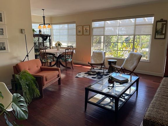 3rd image of 1124 Las Olas Ave