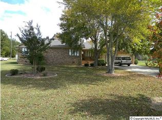 17698 Zehner Rd, Athens, AL 35611
