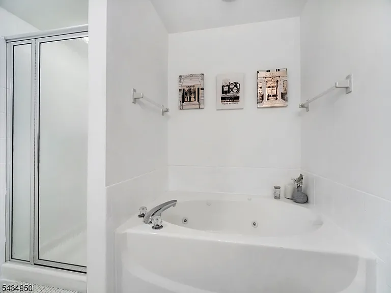 14 Lagoon Way — Photo 25