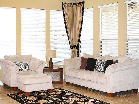 2nd image of 3101 Whispering Pine Blvd