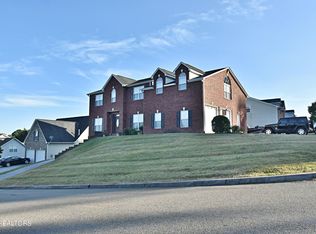 7500 Misty View Ln, Knoxville, TN 37931