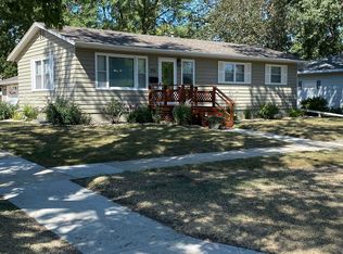 703 N Liberty Ave, Madison, SD 57042