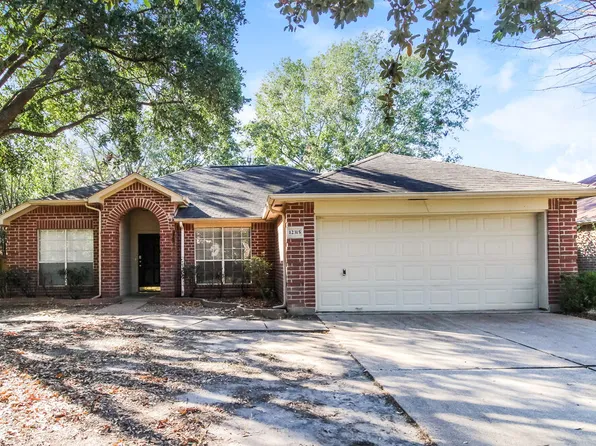 12315 Claresholm Dr, Tomball, TX 77377