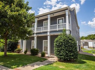 3711 W Cherokee Rd, Rogers, AR 72758