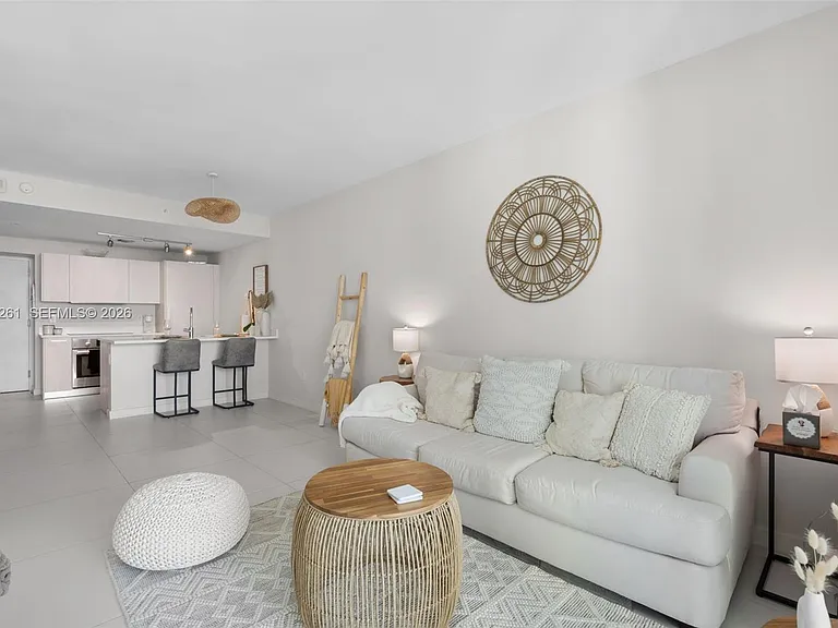 501 NE 31st St #1503 — Photo 10