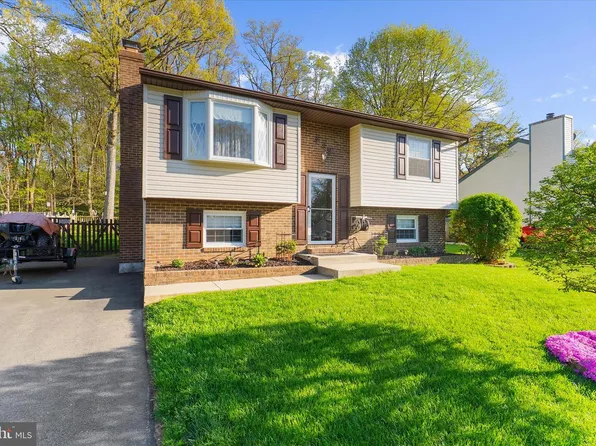379 Dublin Dr, Glen Burnie, MD 21060