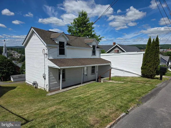 35 Mount Pleasant St, Frostburg, MD 21532