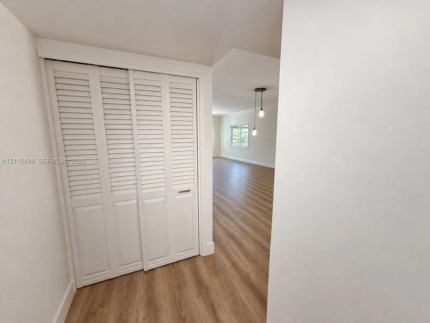 Byron Park Condo — Photo 3