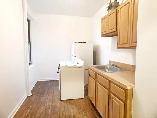 Rented by Bohemia Realty Group | media 25