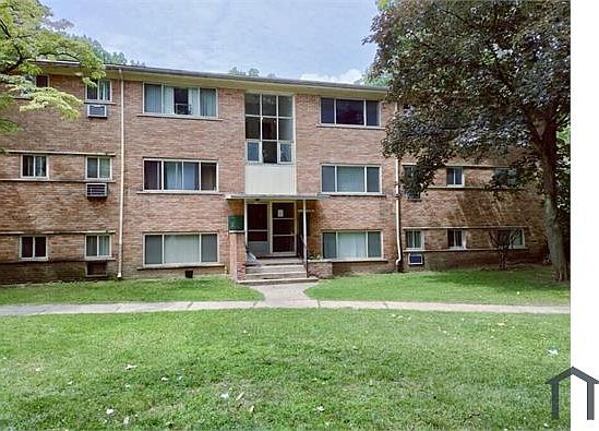 1st image of 17274 Bentler St #13