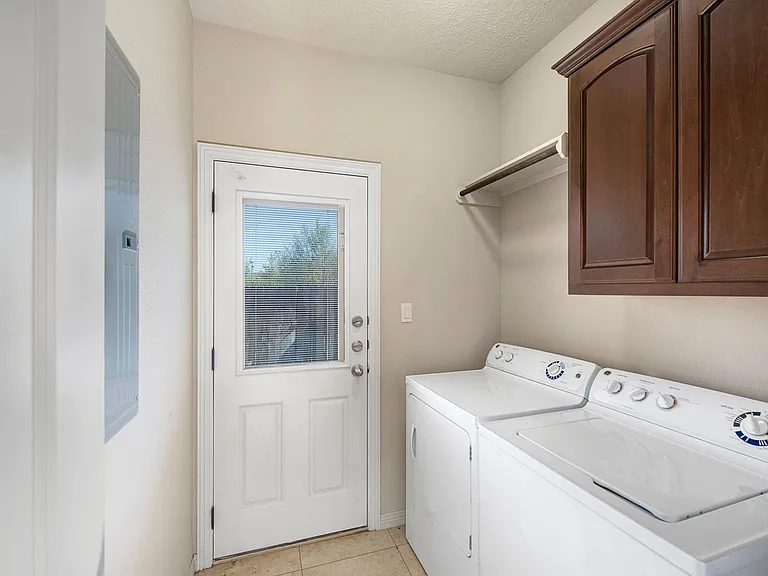 503 Forest Dr — Photo 27