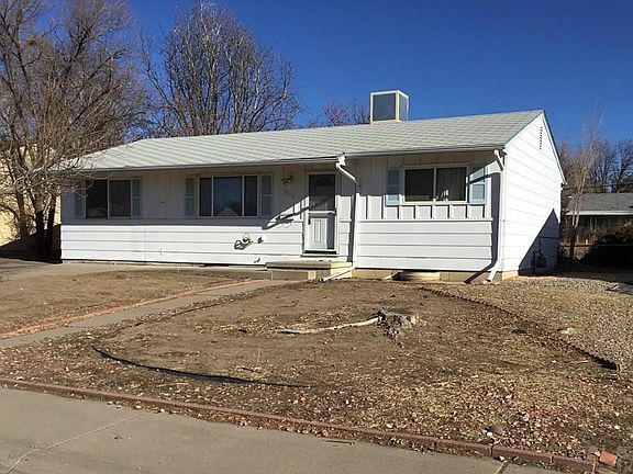 2nd image of 1808 Yakima Ln