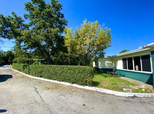 1376 Willow Rd, West Palm Beach, FL 33406