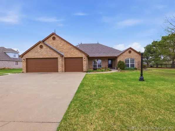 14707 N 60th East Ave, Collinsville, OK 74021