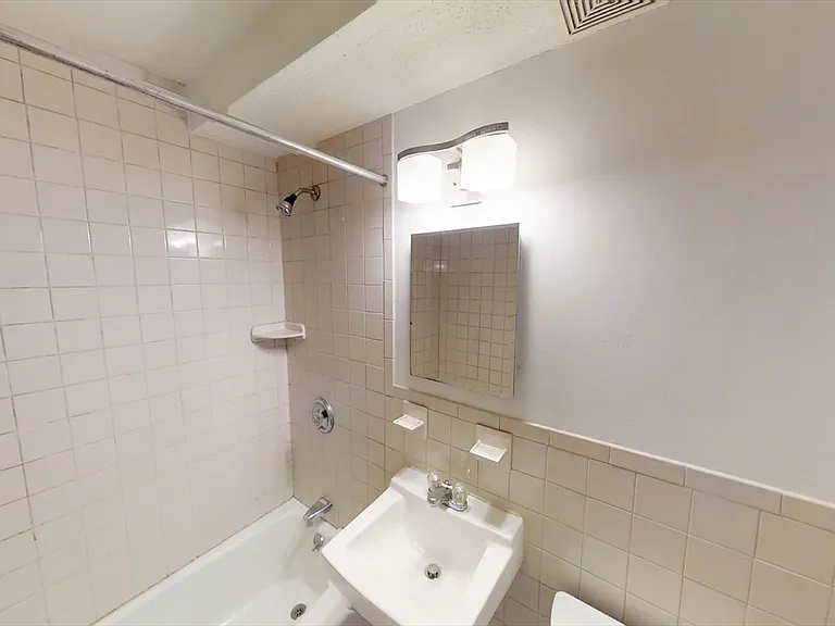 16 Murdock St #3 — Photo 6