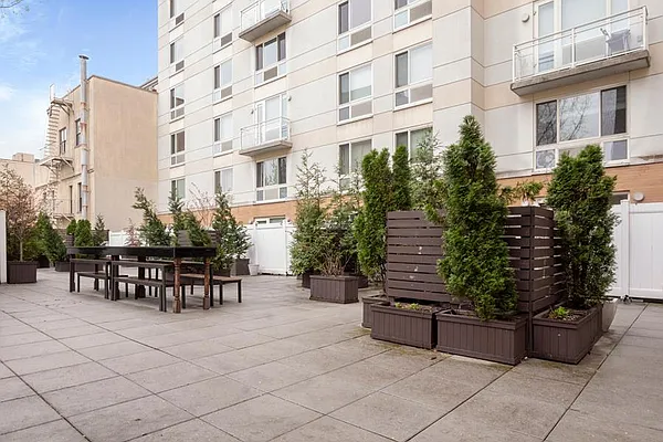 Rented by Douglas Elliman | media 31