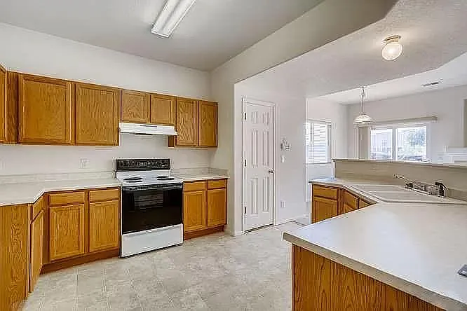 9114 Gale Blvd #4 — Photo 3