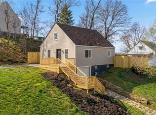 3127 Southern Dr, South Park, PA 15129