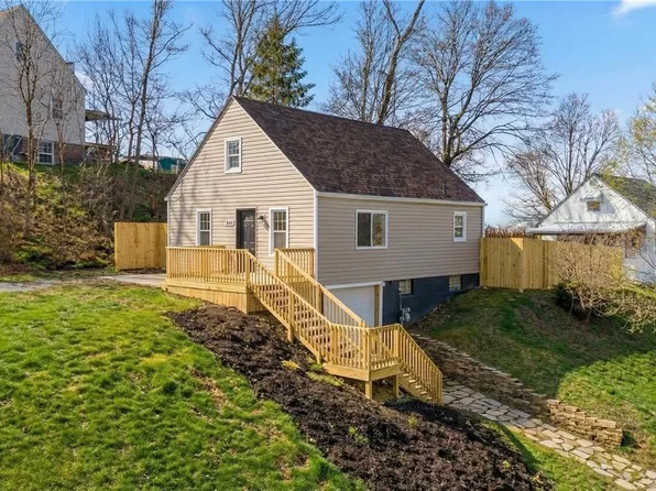 3127 Southern Dr, South Park, PA 15129